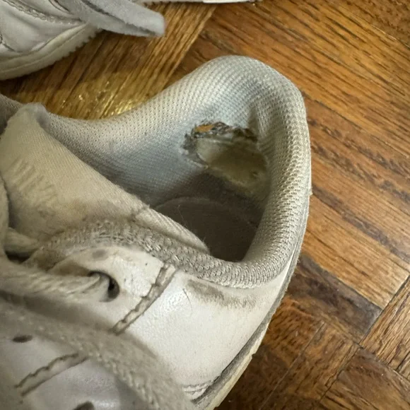 Nike Beat Up Air Force 1s - Picture 4 of 11